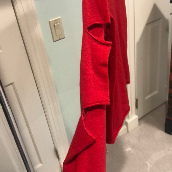 WORN ONCE CASHMERE V NECK SWEATER ‼️ - Picture 3 of 3